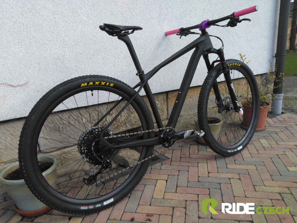 Ican M17, karbon výplet, SRAM GX